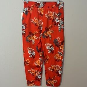 Bar III Women’s Hawaiian pants, bright red with flowers. Size XL. Cute!